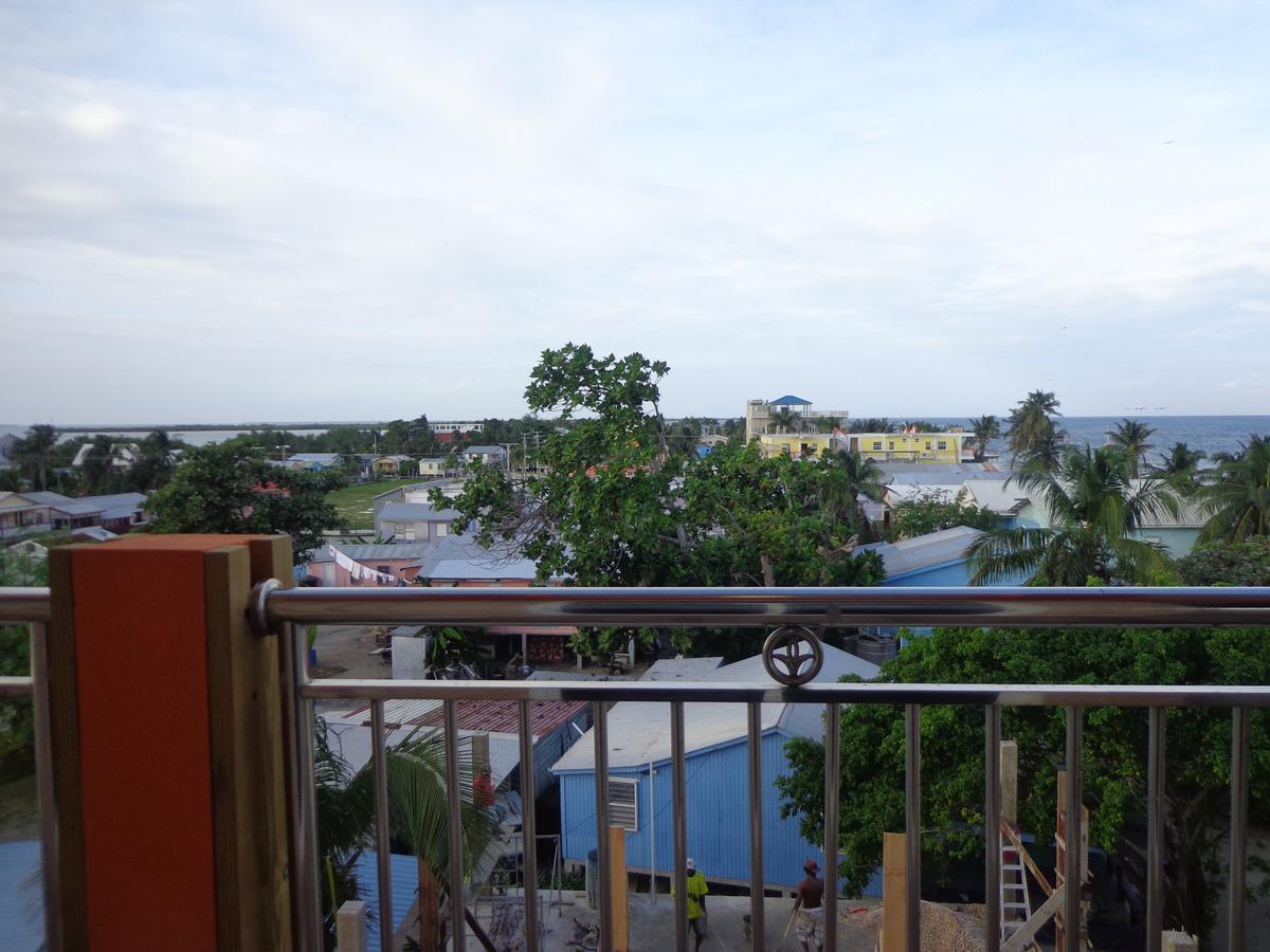 Enjoy Hotel Caye Caulker Exterior photo