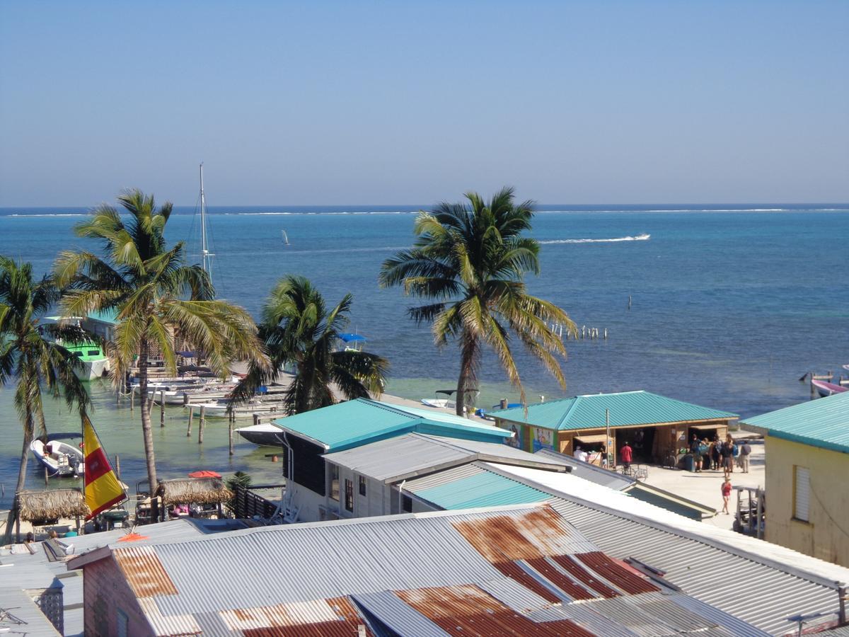 Enjoy Hotel Caye Caulker Exterior photo